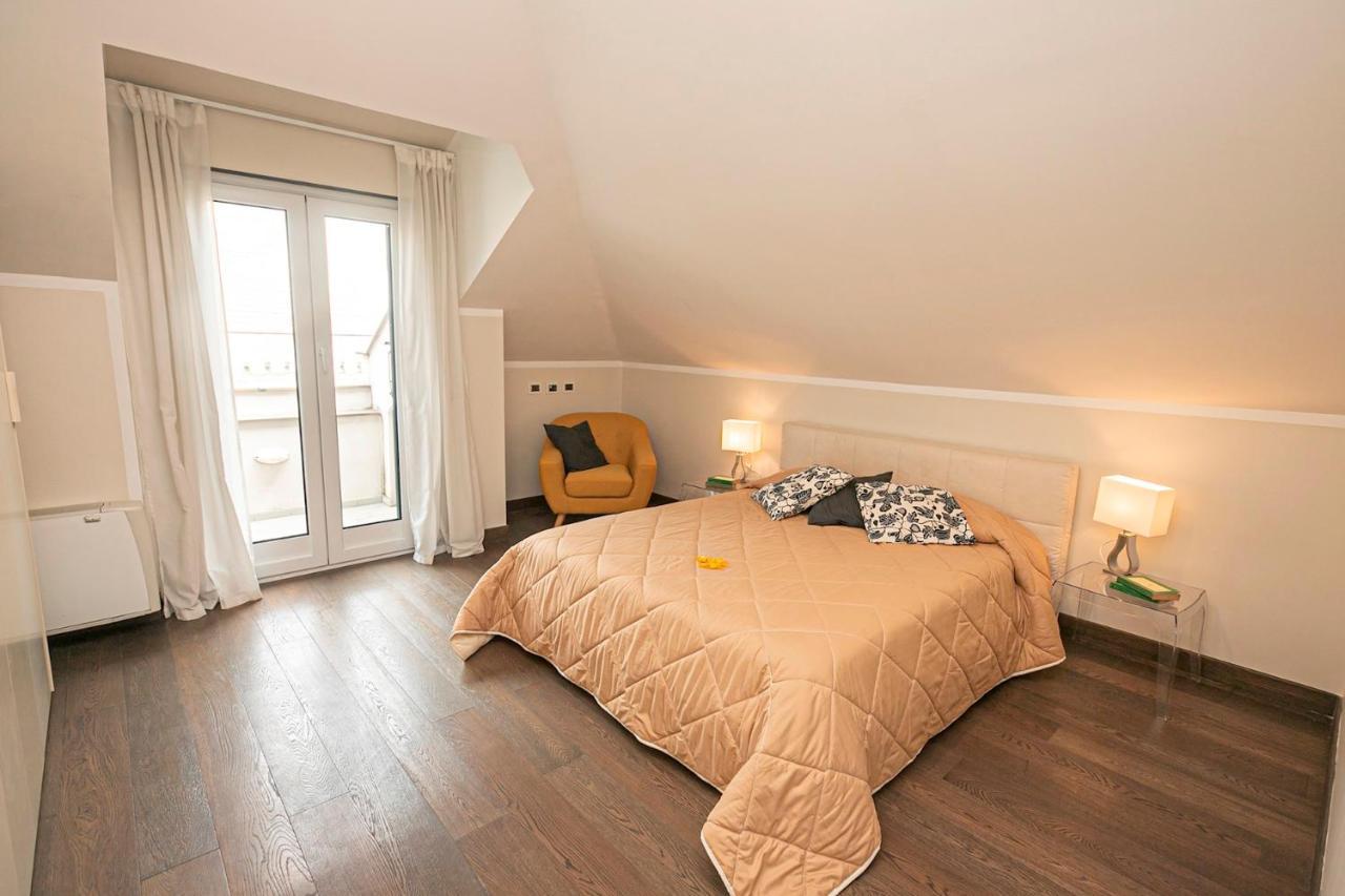 Real Italian Estate - Penthouse Apartment Genoa Exterior photo