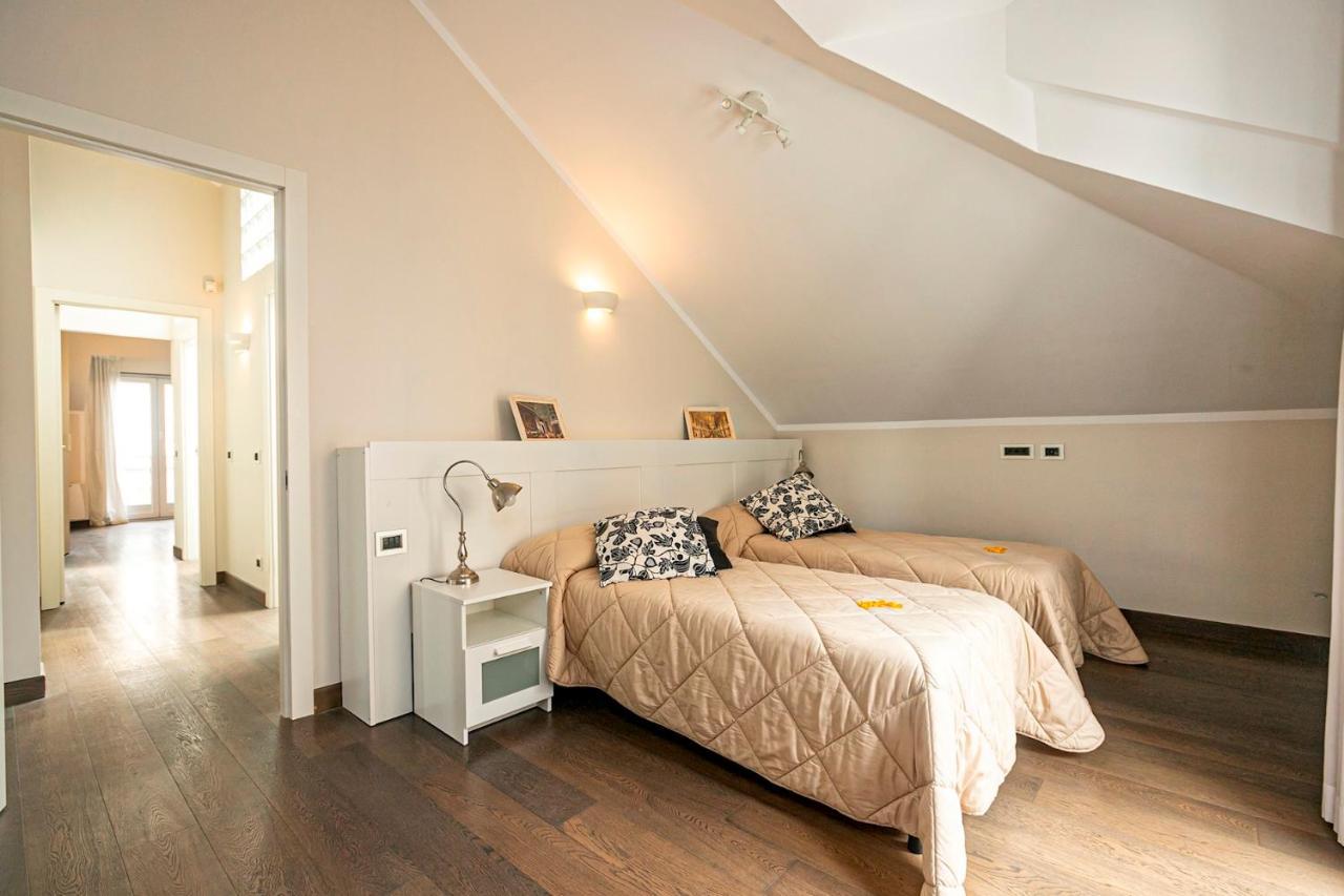 Real Italian Estate - Penthouse Apartment Genoa Exterior photo