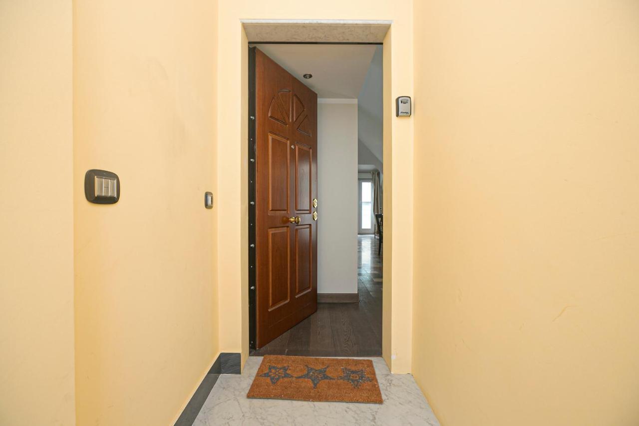 Real Italian Estate - Penthouse Apartment Genoa Exterior photo